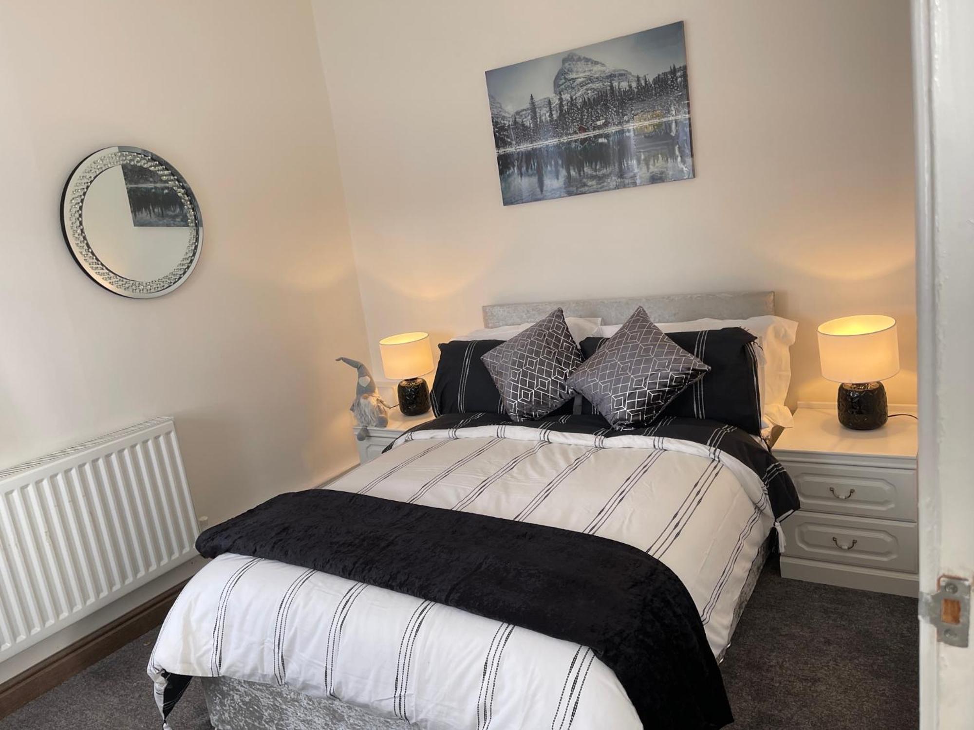 Tollgate House - Luxury Cozy Cottage - Huge Hot Tub - Alton Towers Cheadle  Eksteriør bilde